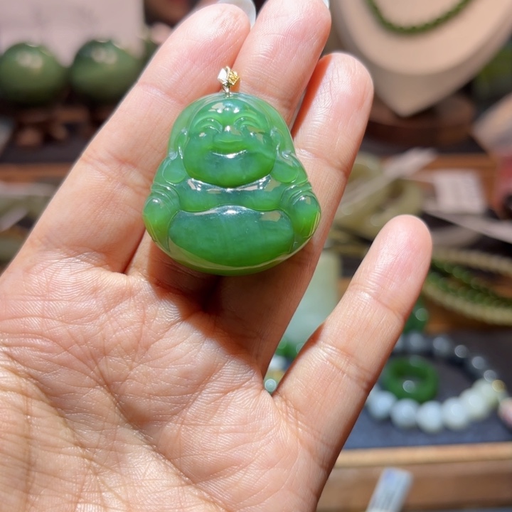 和田玉18K金镶嵌颈饰