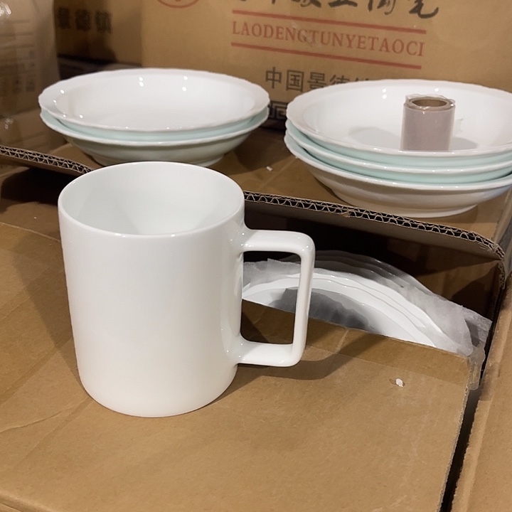 瓷片高白泥马克杯两个，包邮，容量350