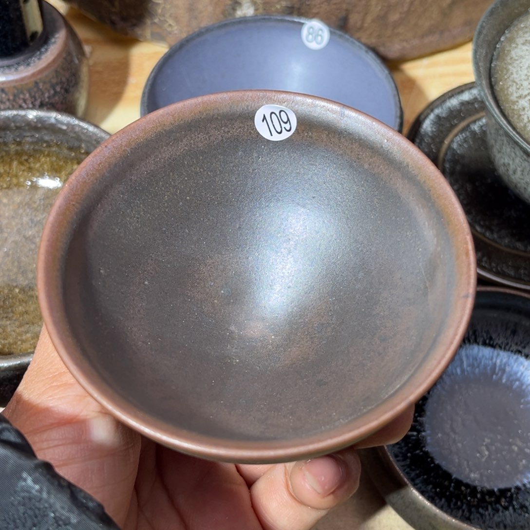 茶盏义兴龙窑坚持真柴烧