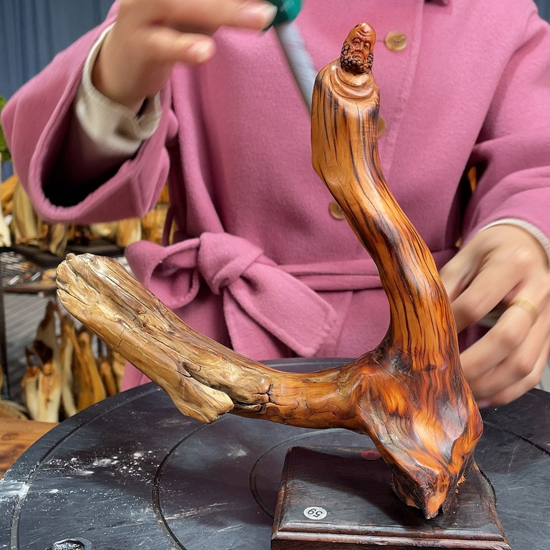 柏木（崖柏）随型艺术根雕