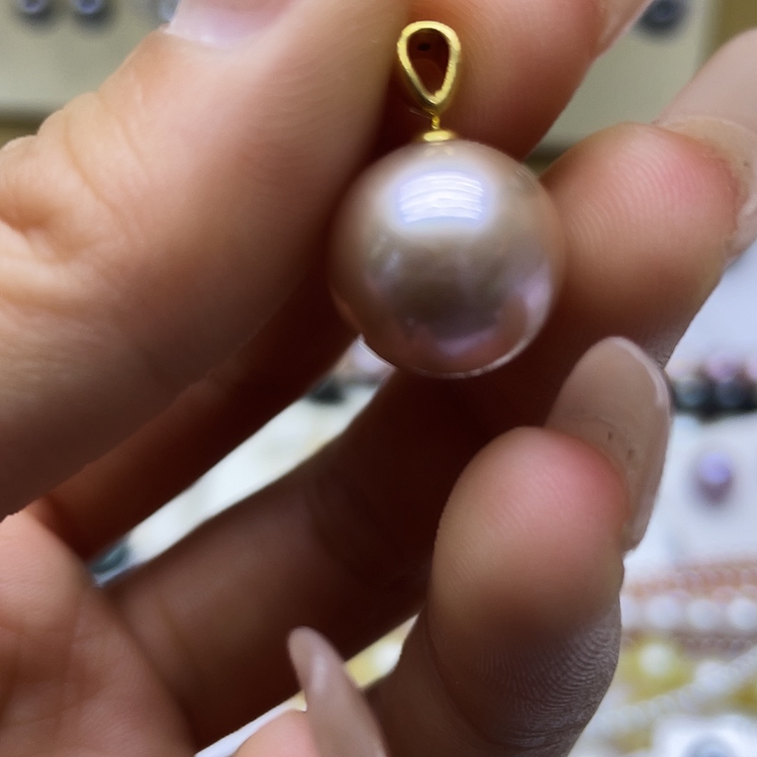 淡水珍珠18K金镶嵌颈饰