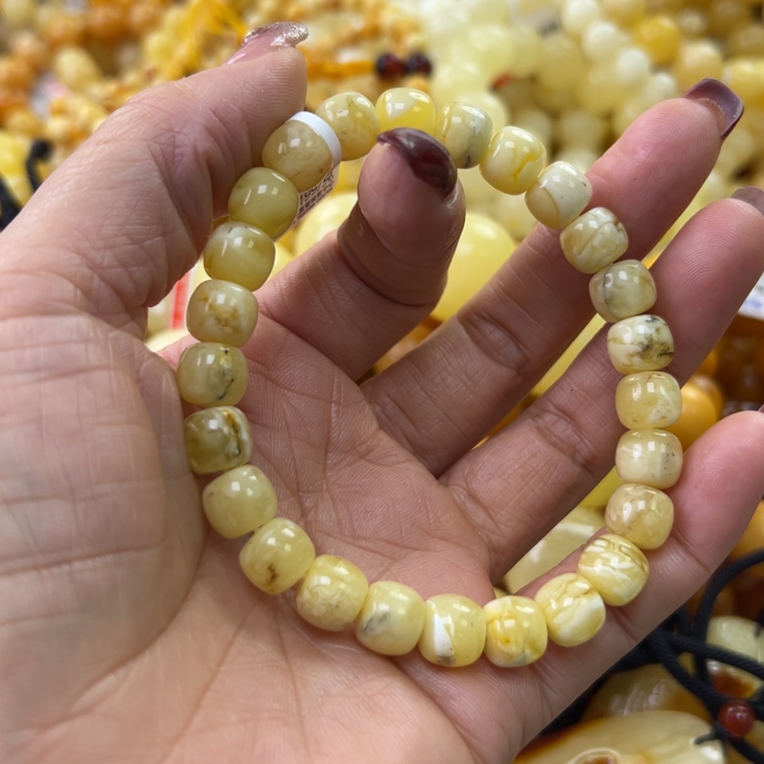 琥珀珠宝奇石未镶嵌