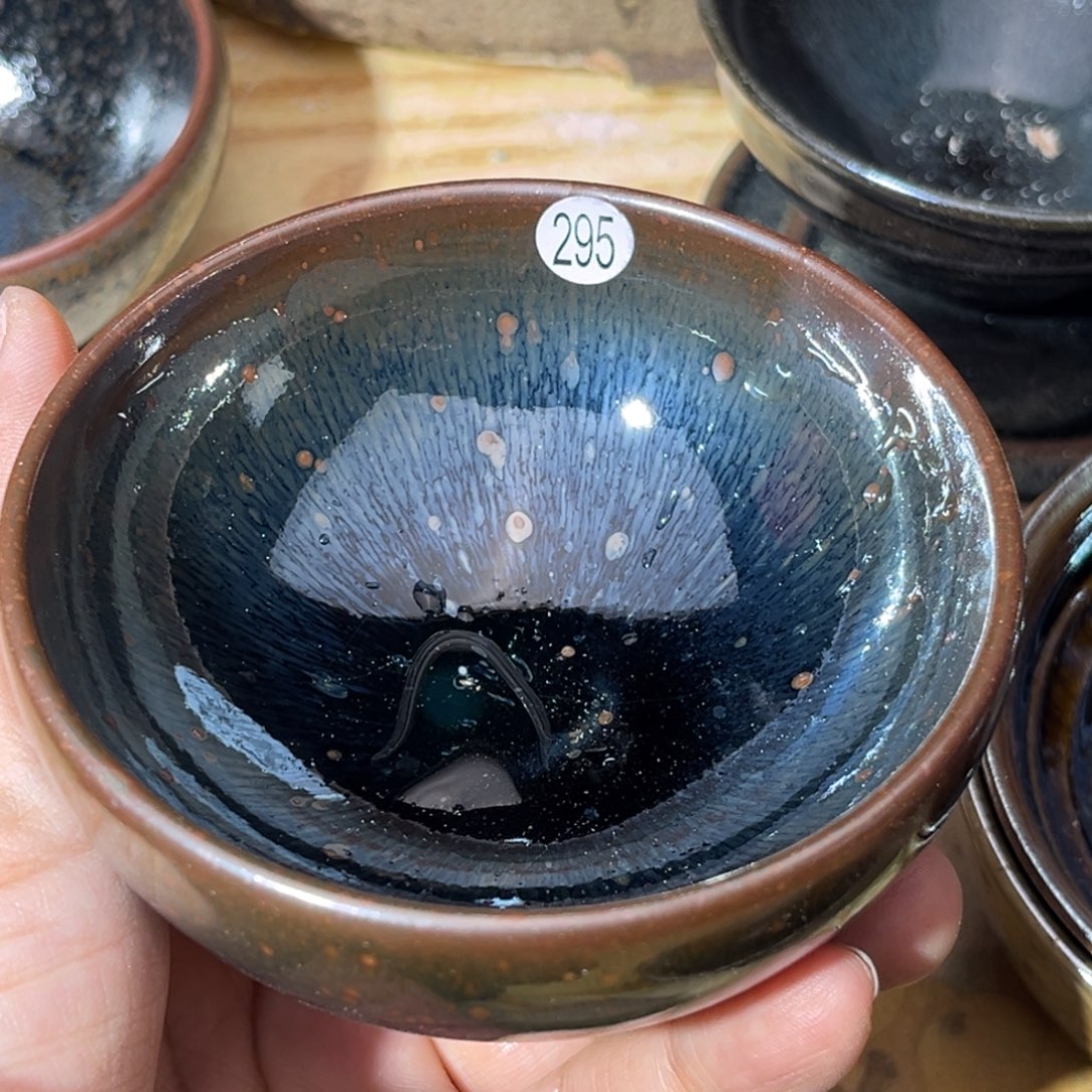 茶盏义兴龙窑坚持真柴烧