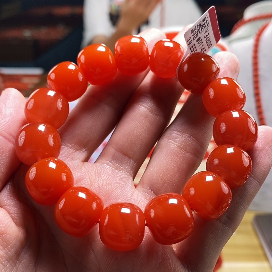 未镶嵌云端滴水洞  15mm   多样性发一南红玛瑙