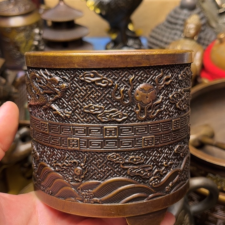 精美铜器批发档口