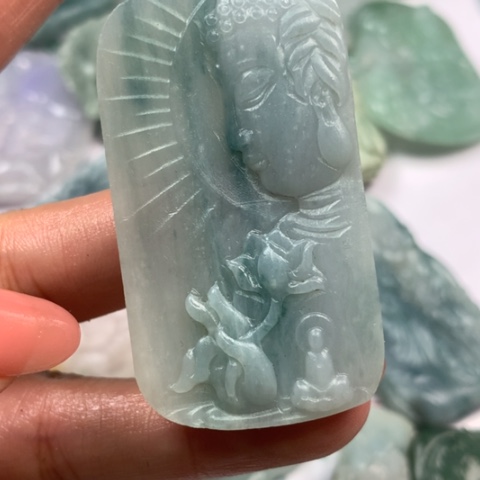 定制翡翠未镶嵌翡翠