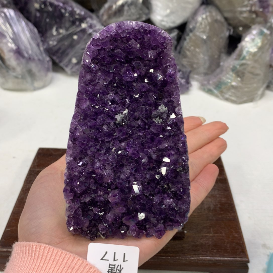 紫晶摆件未镶嵌水晶