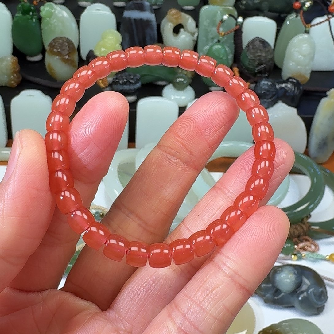 南红玛瑙手链未镶嵌