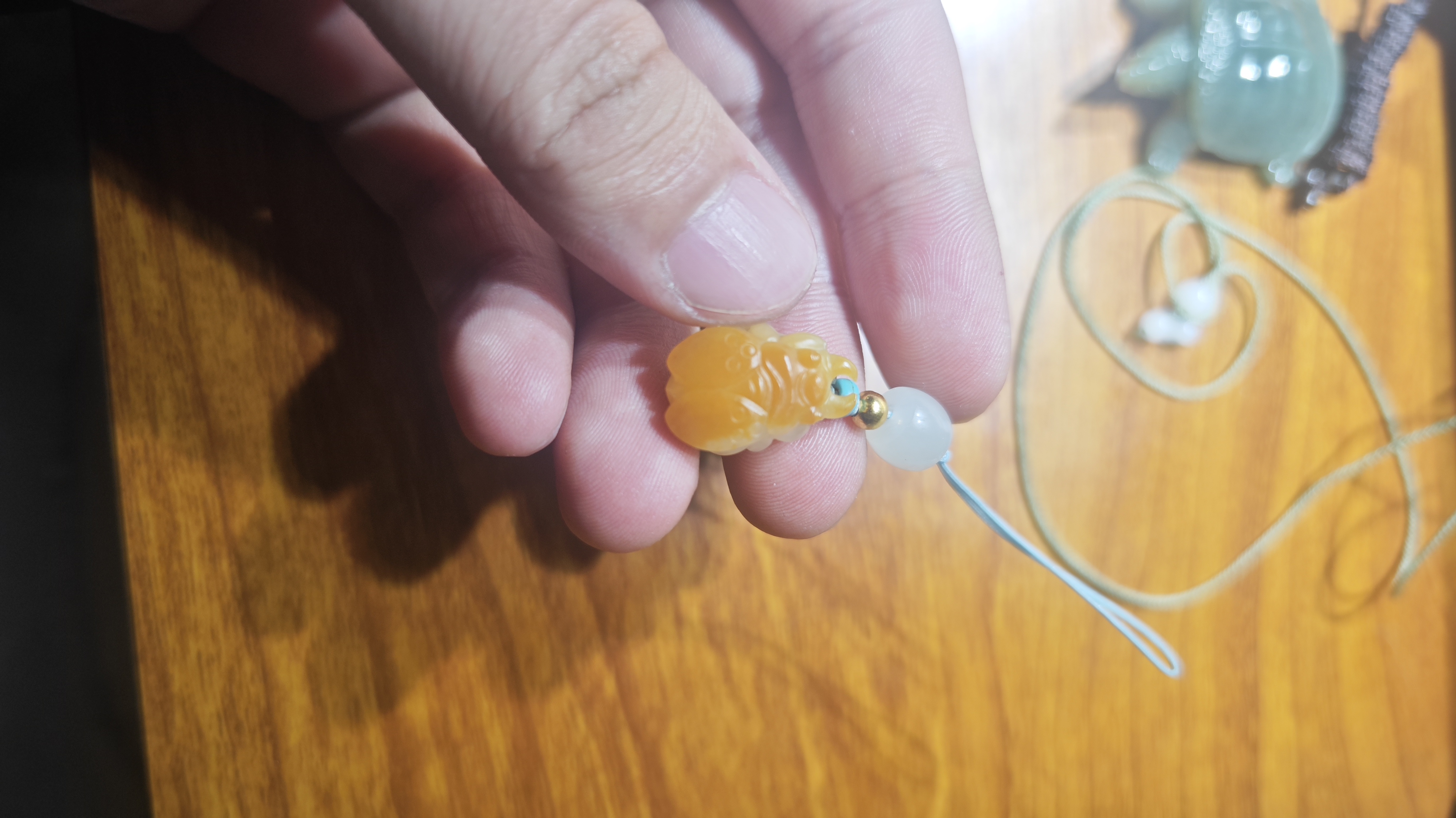 新疆和田玉富甲天下小甲壳虫