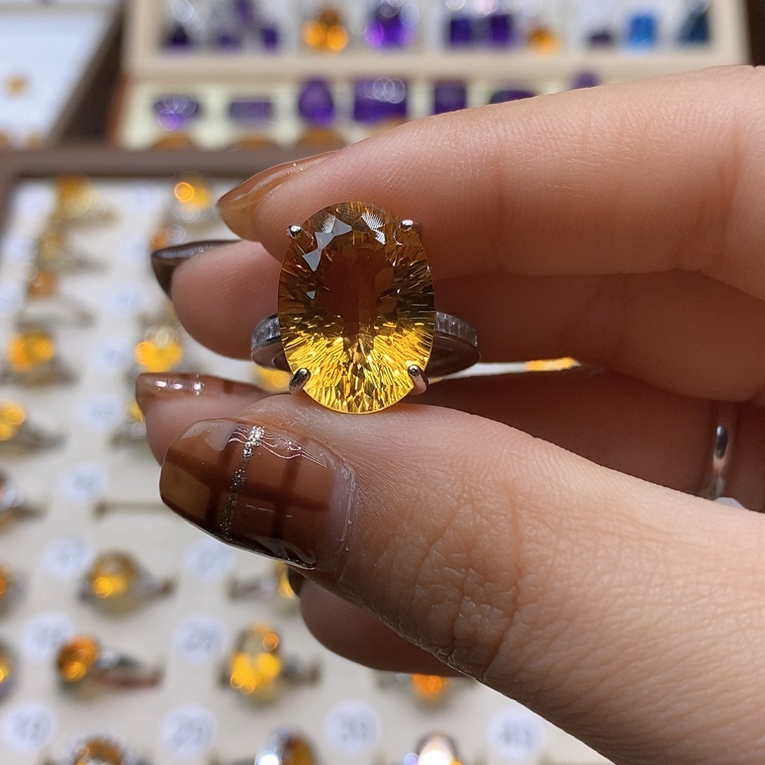 阿***木银S925镶嵌戒指水晶纯天然黄水晶戒指J
