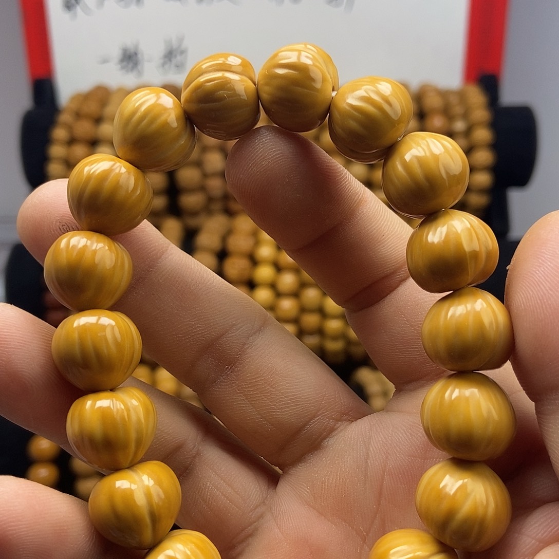 三***盐手串猴头核桃猴头手串屁桃一条