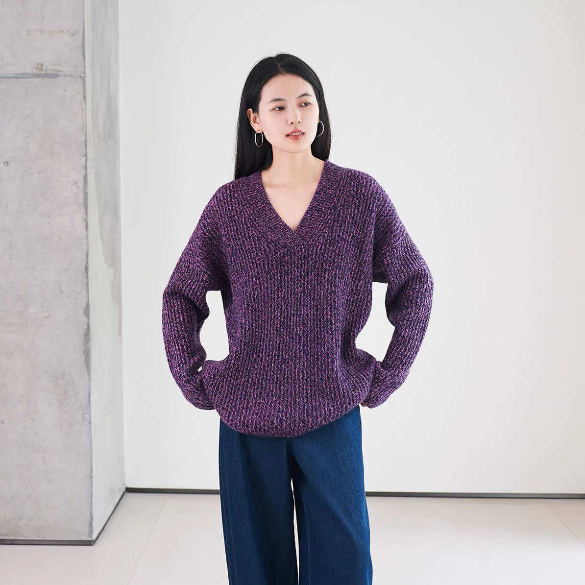 邓肯特种花纱V领大毛衣套头衫25春款女9687