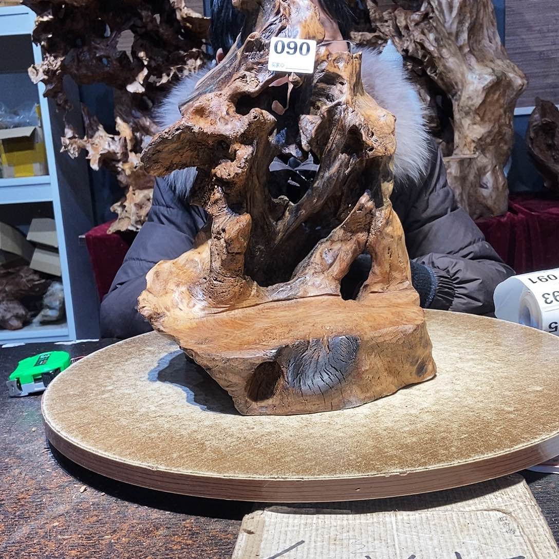 《****090。株木随行根艺