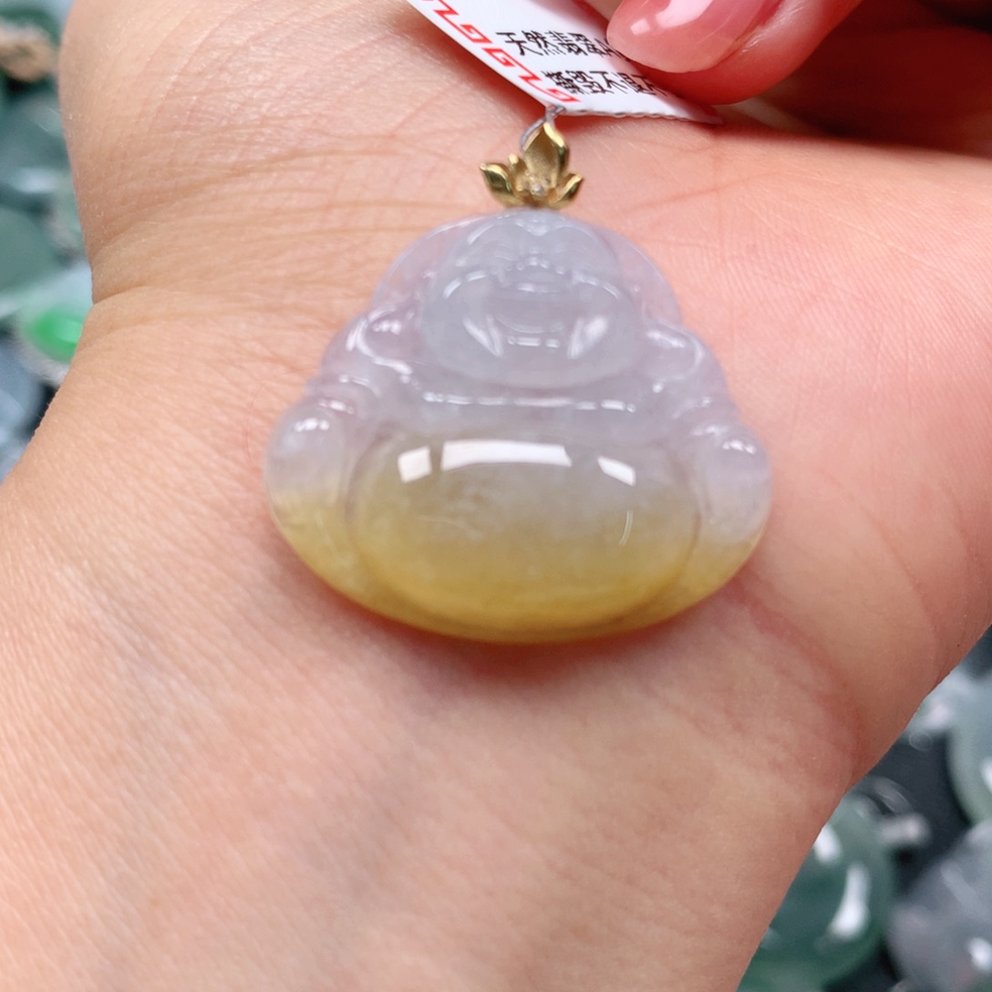 翡翠颈饰18K金镶嵌天然翡翠