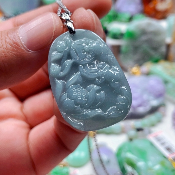 翡翠吊坠(不含链)未镶嵌