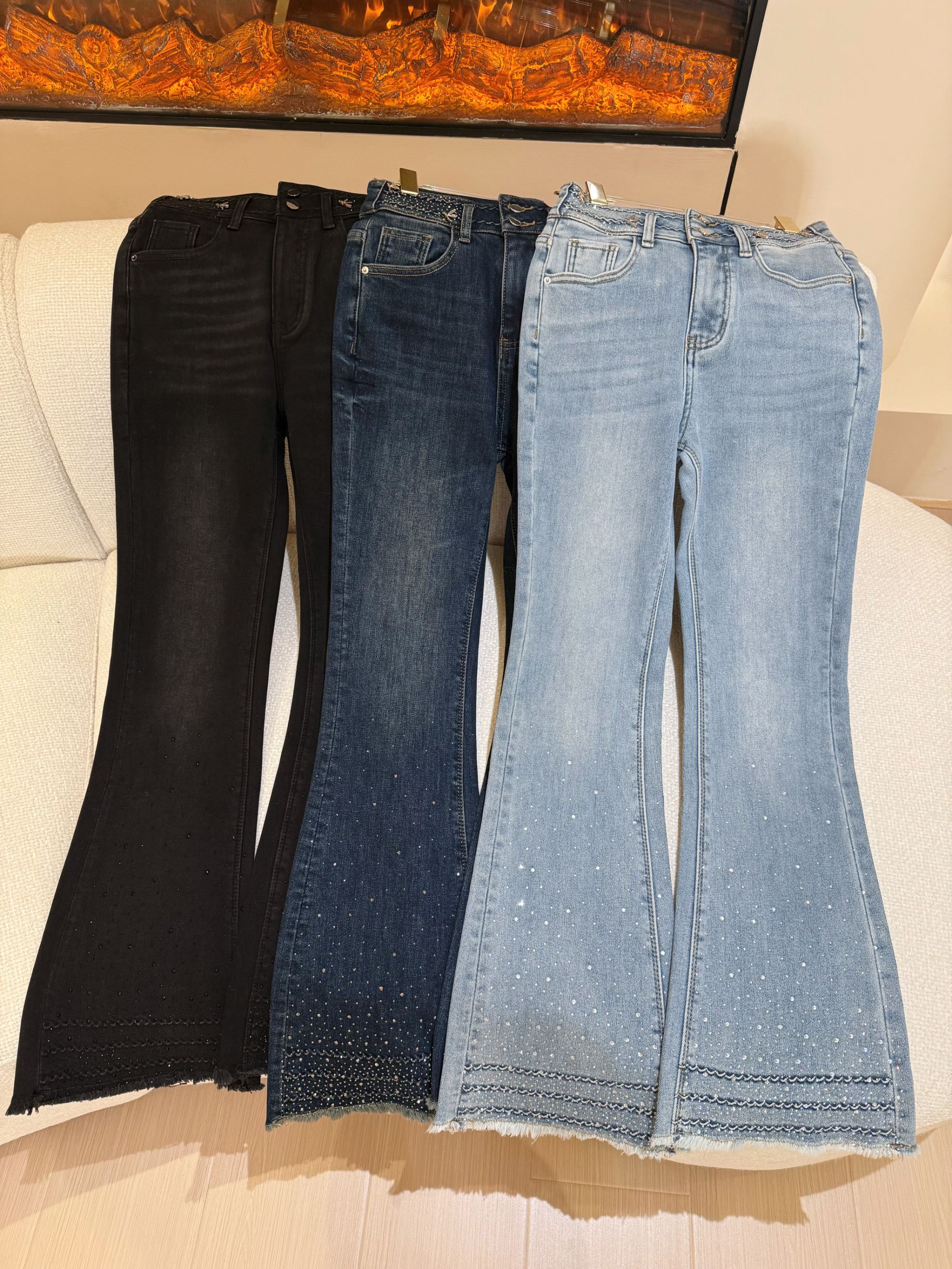 【暖意曲线】冬季加绒微喇牛仔裤