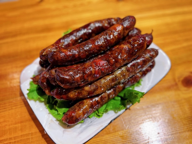 包了圆馕坑烤肠3斤