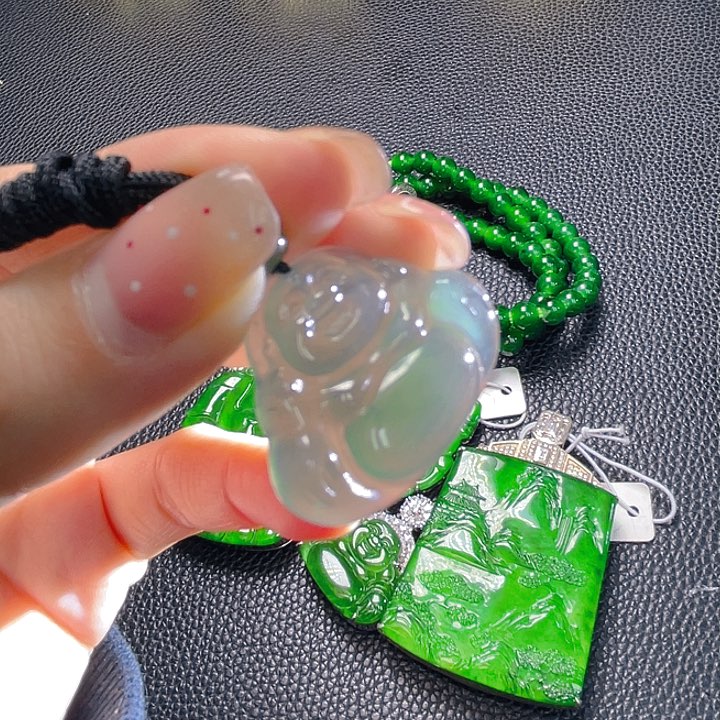 翡翠颈饰未镶嵌12，