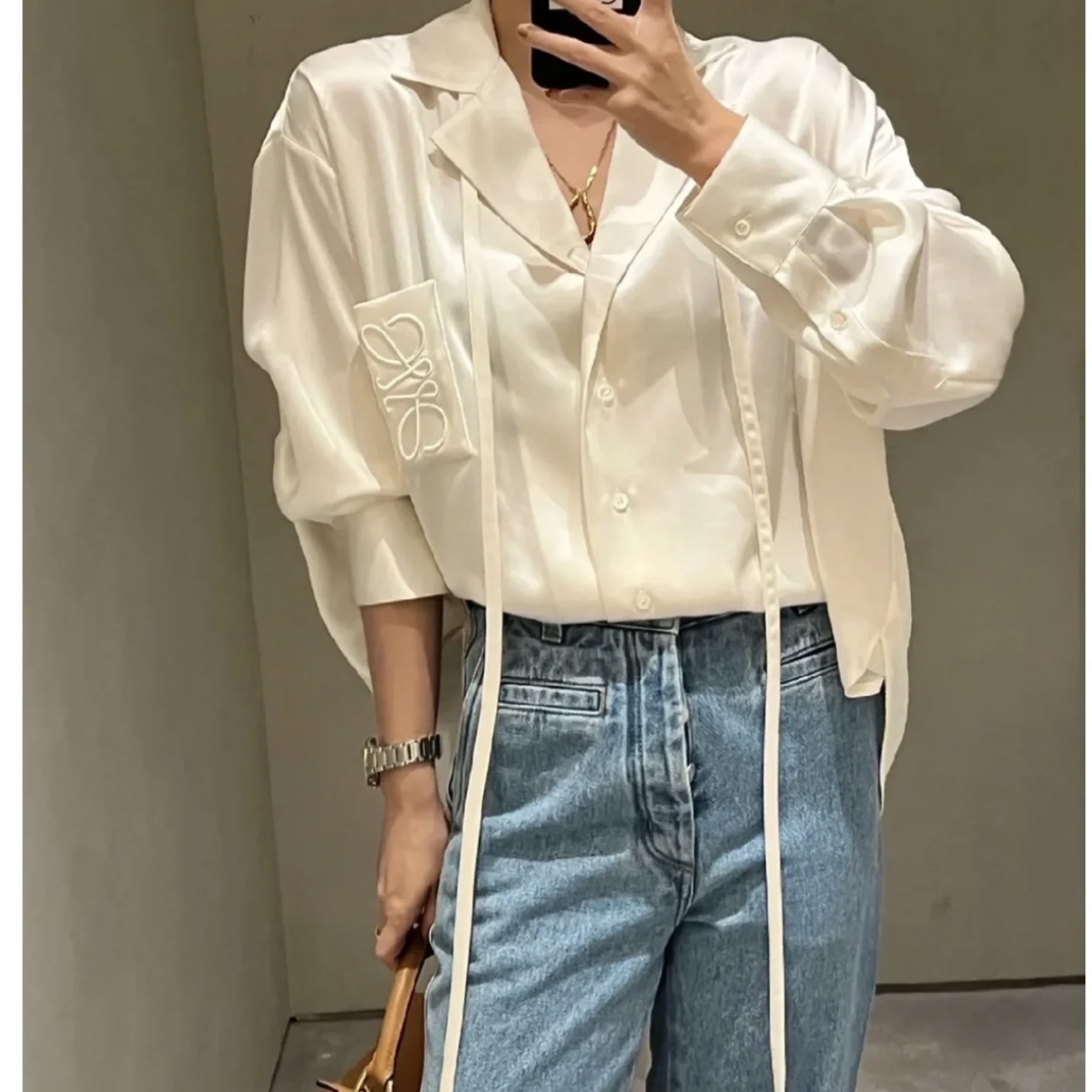 Loewe/罗意威 1a101 SS22纯色翻领大logo长袖衬衫 34码