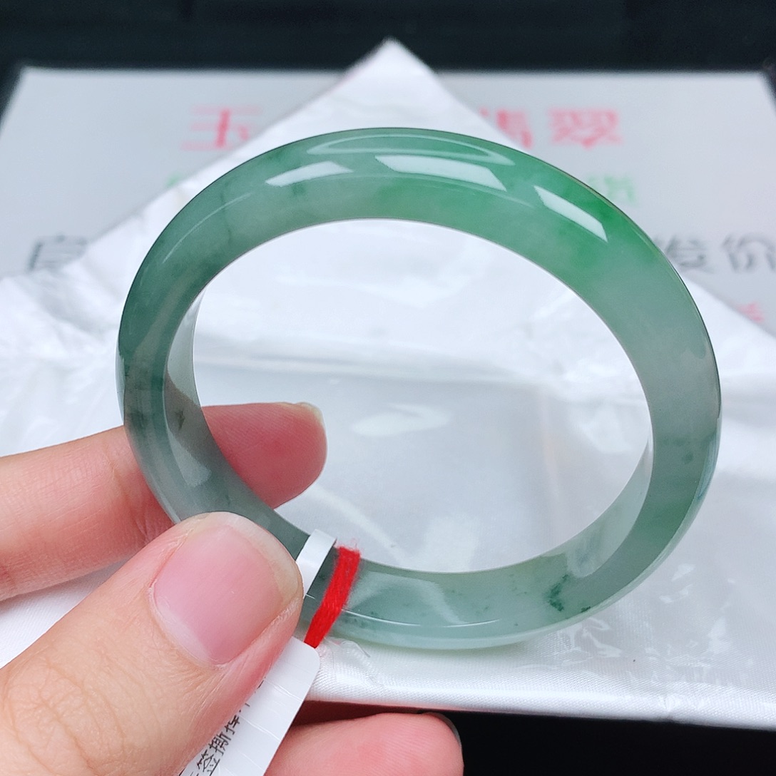 未镶嵌手镯翡翠天然翡翠手镯