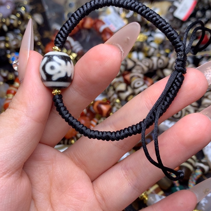 玛瑙/玉髓未镶嵌发一个