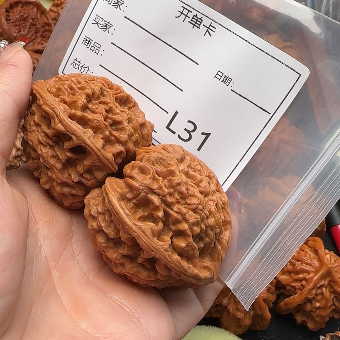 文玩核桃把件张***?126698899