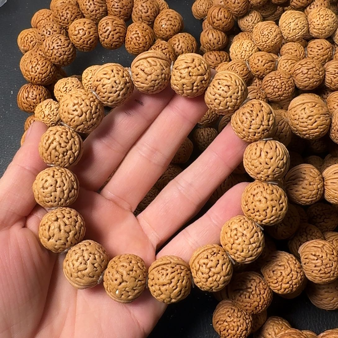 嗯***哼吊坠桃核野生手串