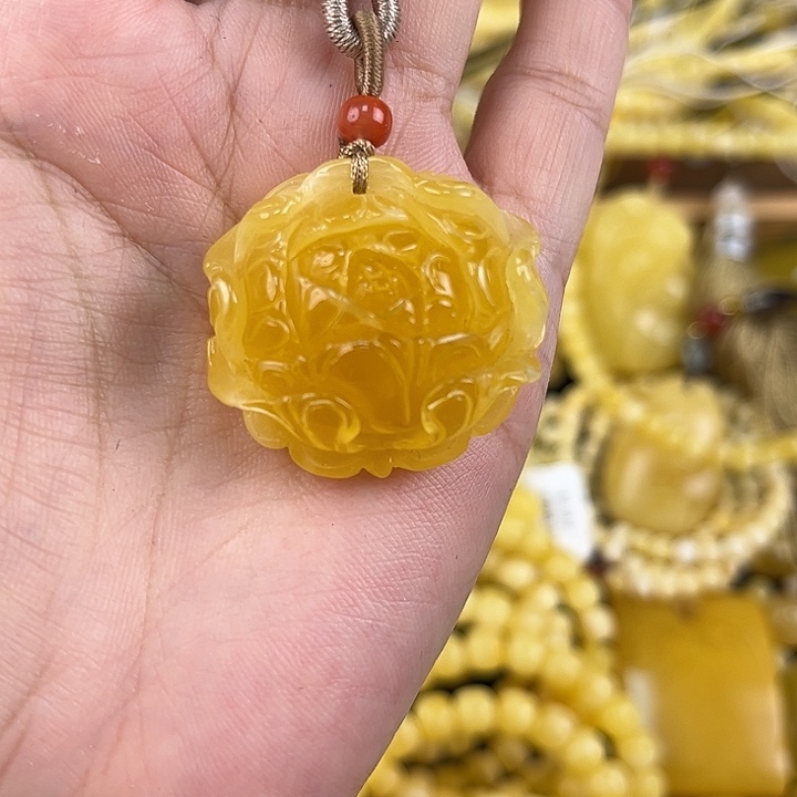 未镶嵌琥珀裸石琥珀