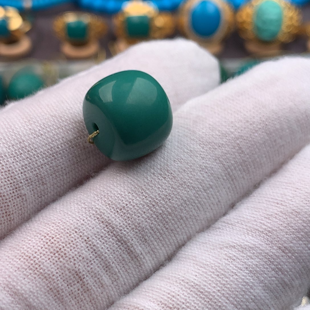 绿松石未镶嵌绿松石