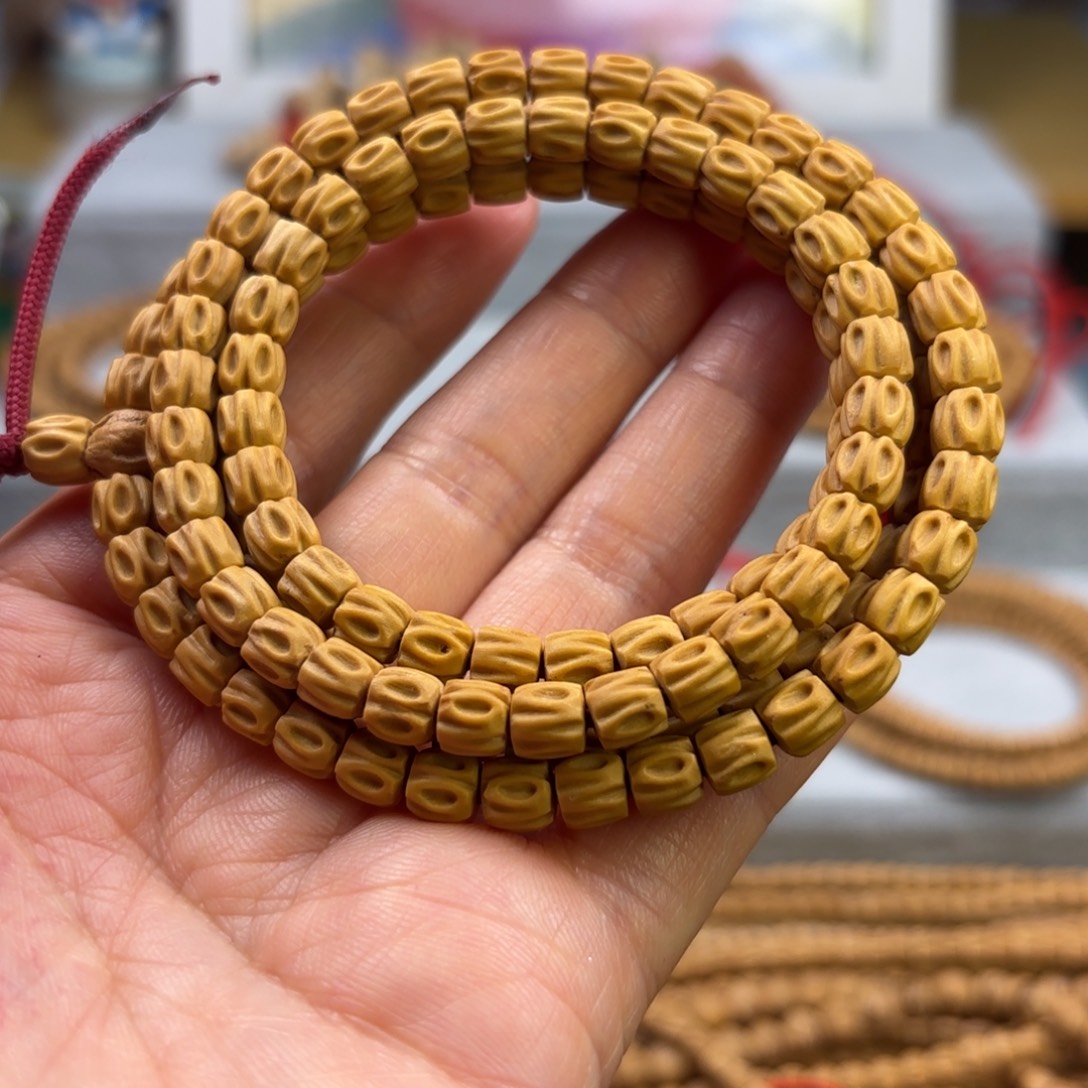 问***我柏香籽/百香籽吊坠雕刻