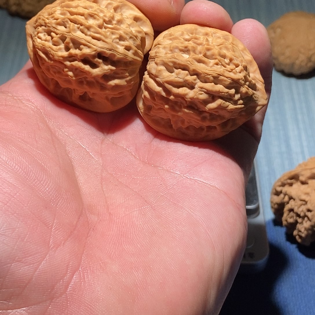 桃核吊坠盛****38全品金牛