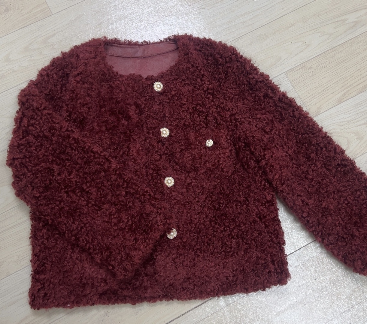 大娟24213冬季安克拉红短款过年外套女