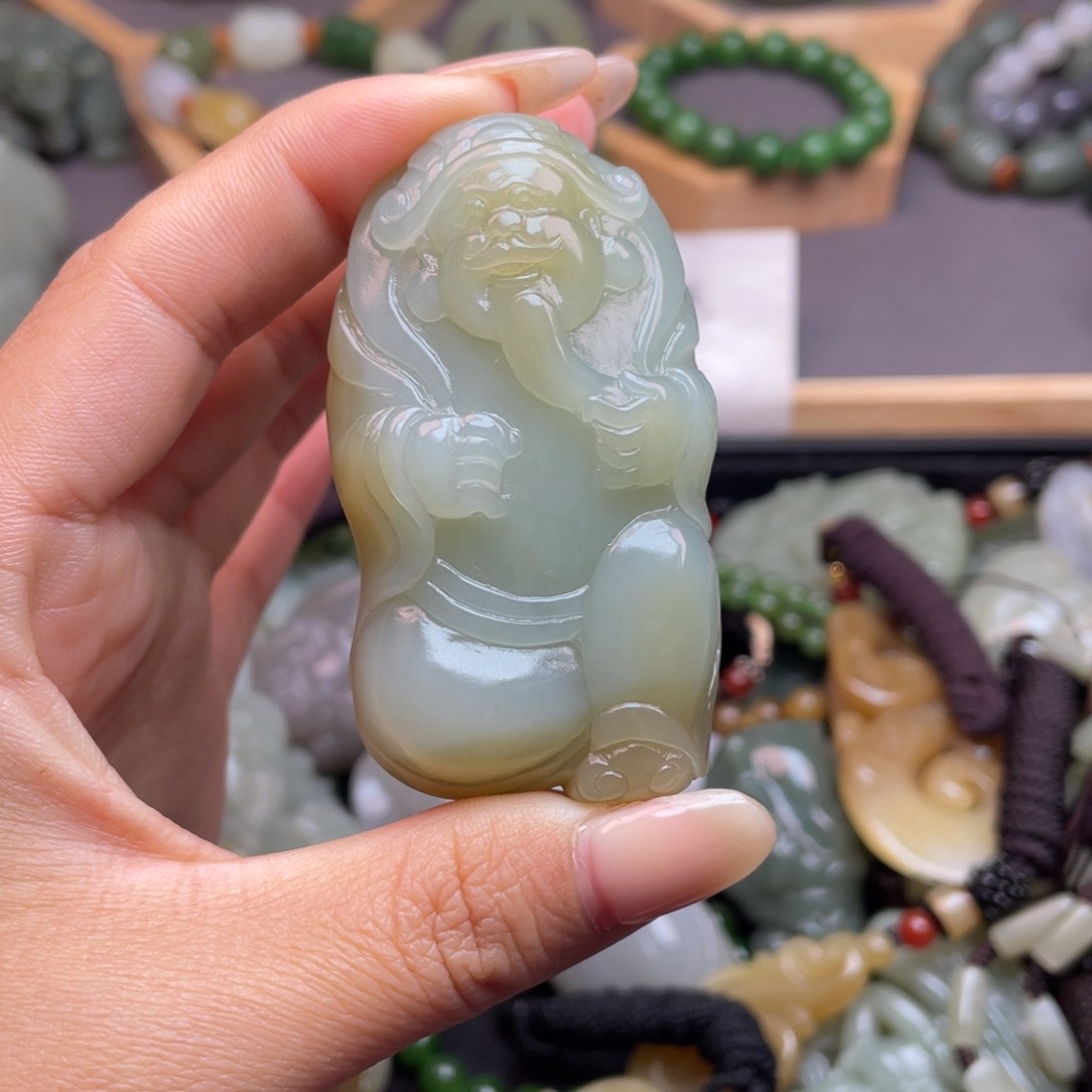 和田玉颈饰未镶嵌