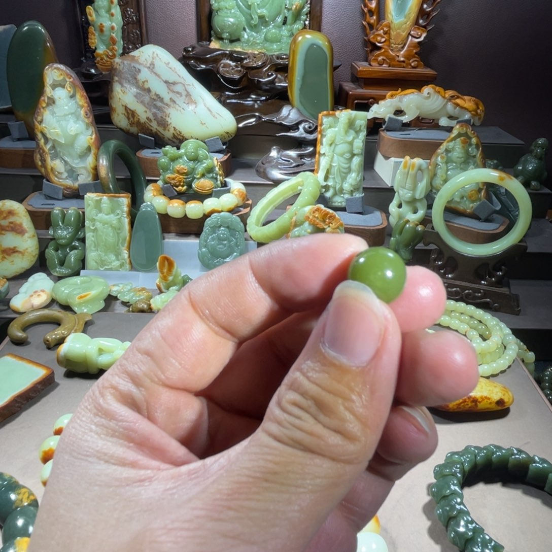 透闪石质玉单珠未镶嵌老****j