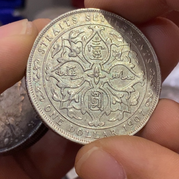 海***风银Ag900如图一个银币