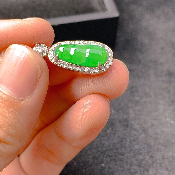 【闪购商品】翡翠未镶嵌颈饰翡翠