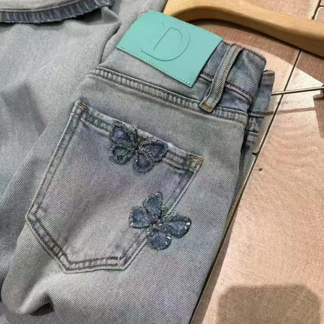 M1450大直筒！裤长104  钉珠口袋蓝蝴蝶蓝色牛仔裤 款号EV328
