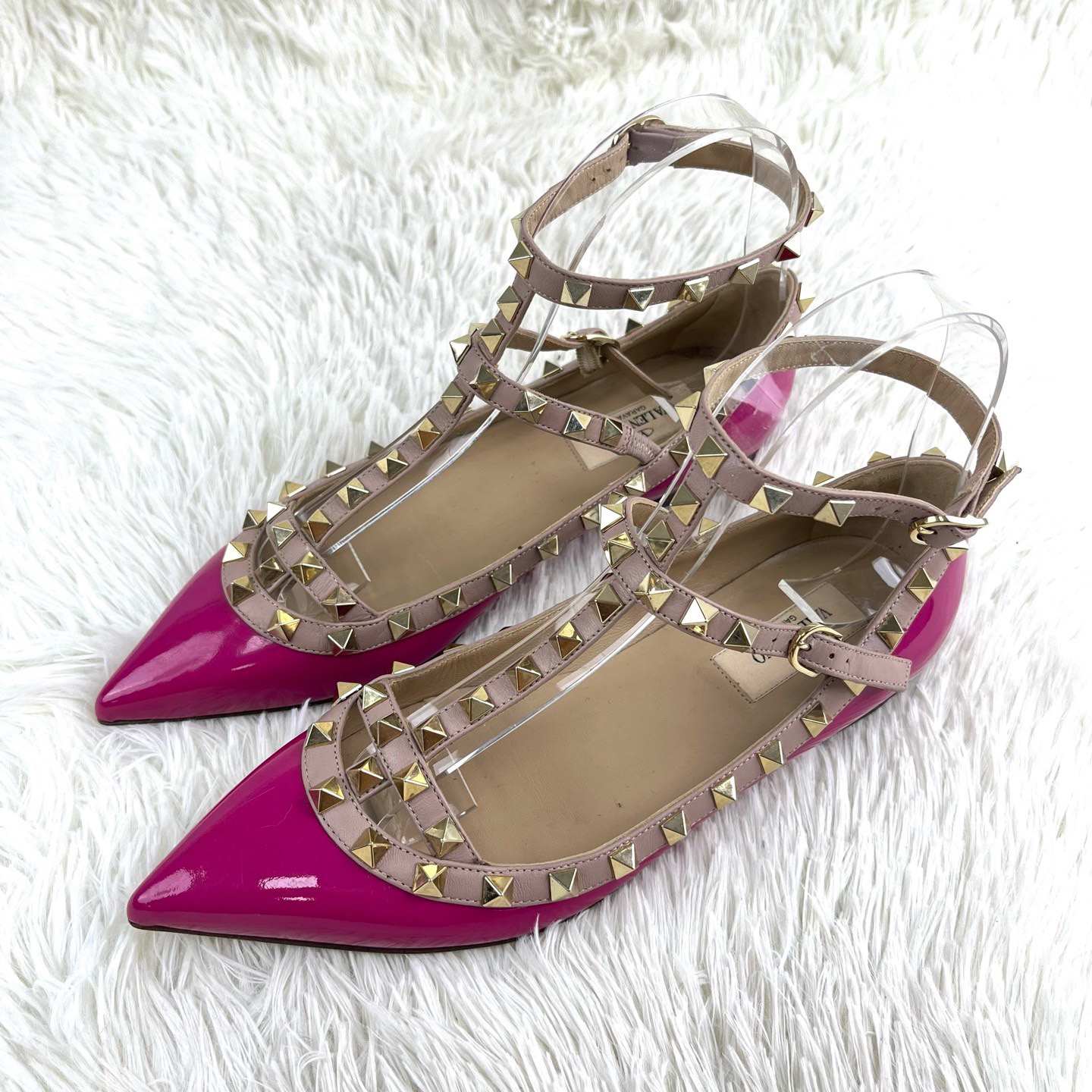 99新 Valentino/华伦天奴 玫红色二环铆钉平底鞋37码仅试穿