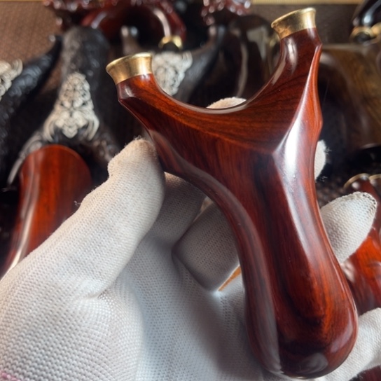 非洲紫檀（红花梨）紫檀快压掌中宝天罡