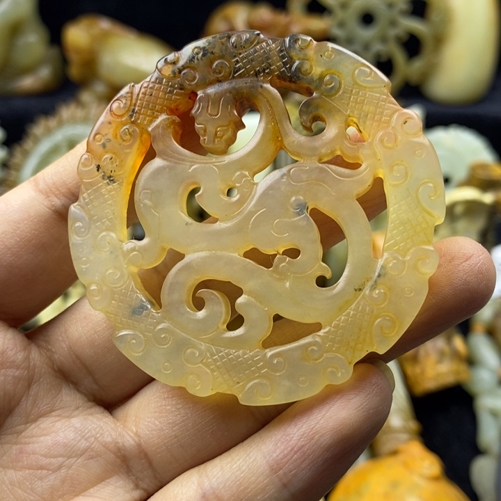 蛇纹石玉颈饰未镶嵌37