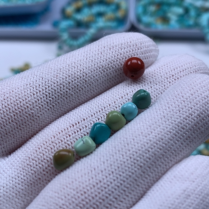 南红玛瑙未镶嵌珠宝奇石