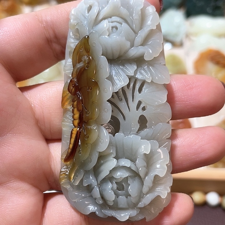 岫玉吊坠(赠链)未镶嵌