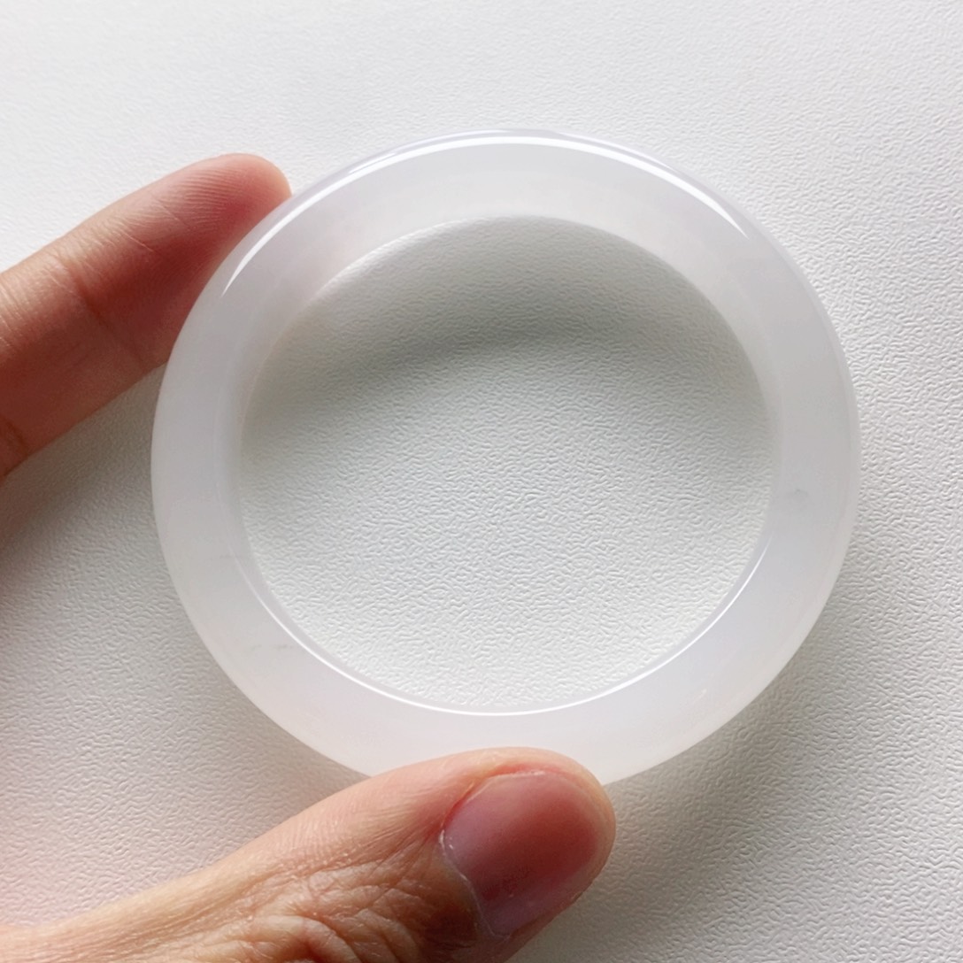 石英质玉未镶嵌手镯56