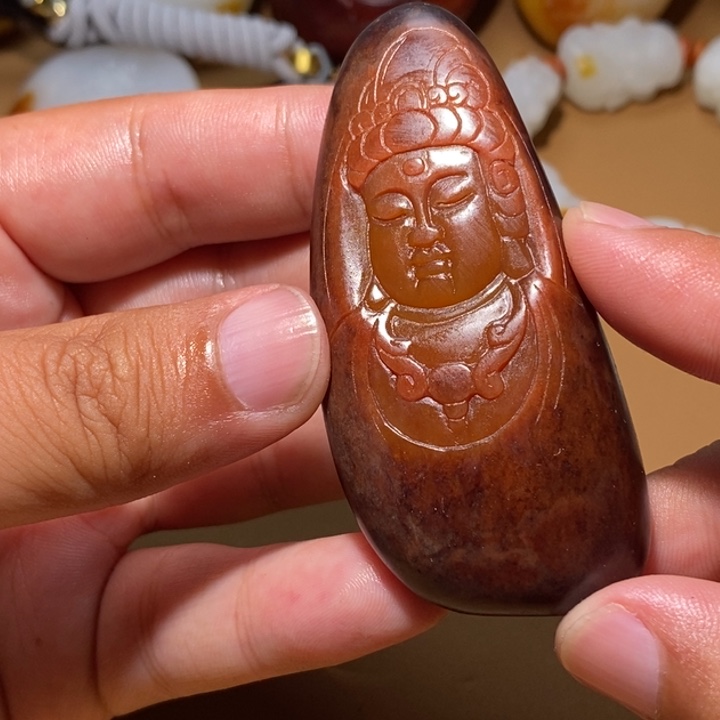 我***界和田玉未镶嵌颈饰