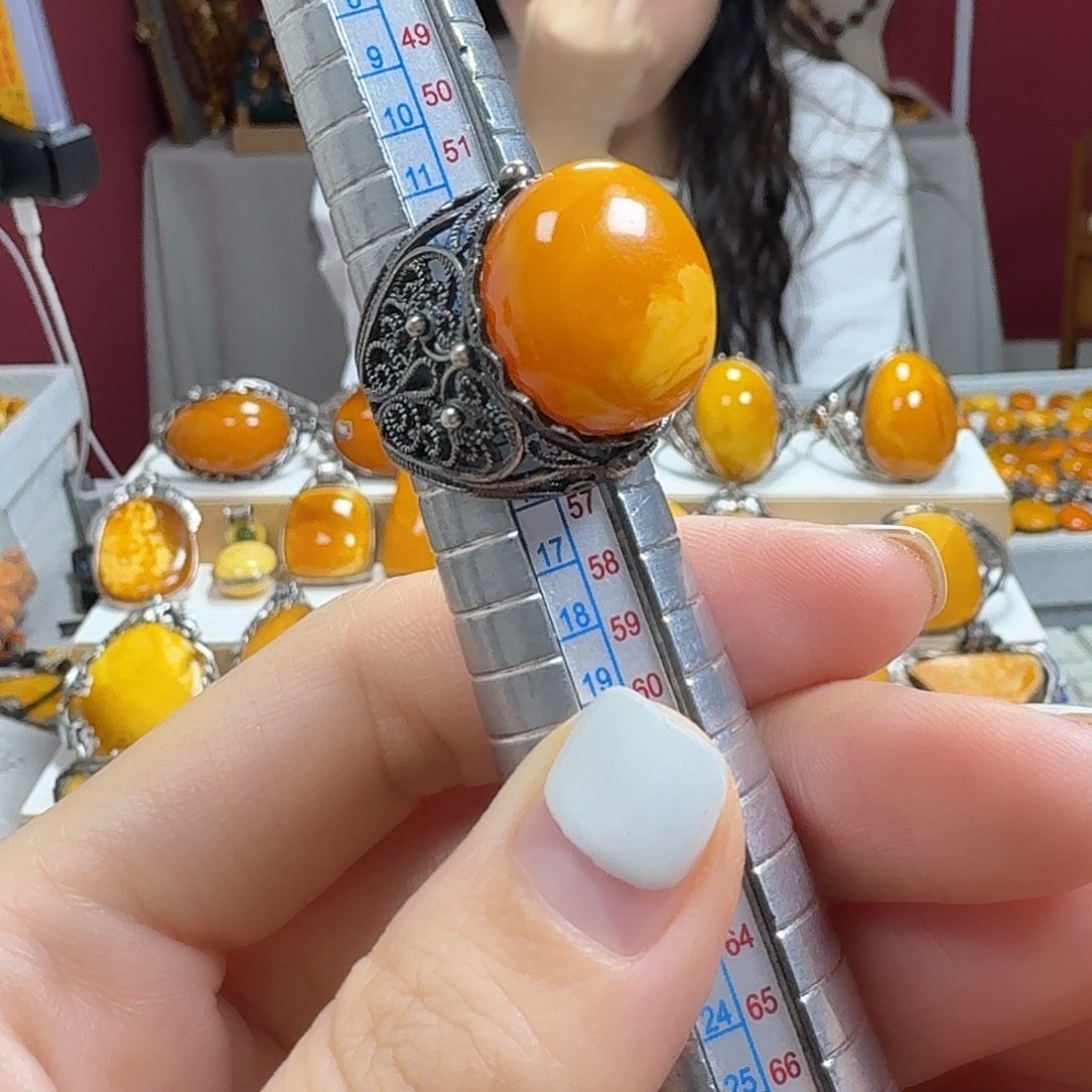 蜜蜡未镶嵌手链戒指