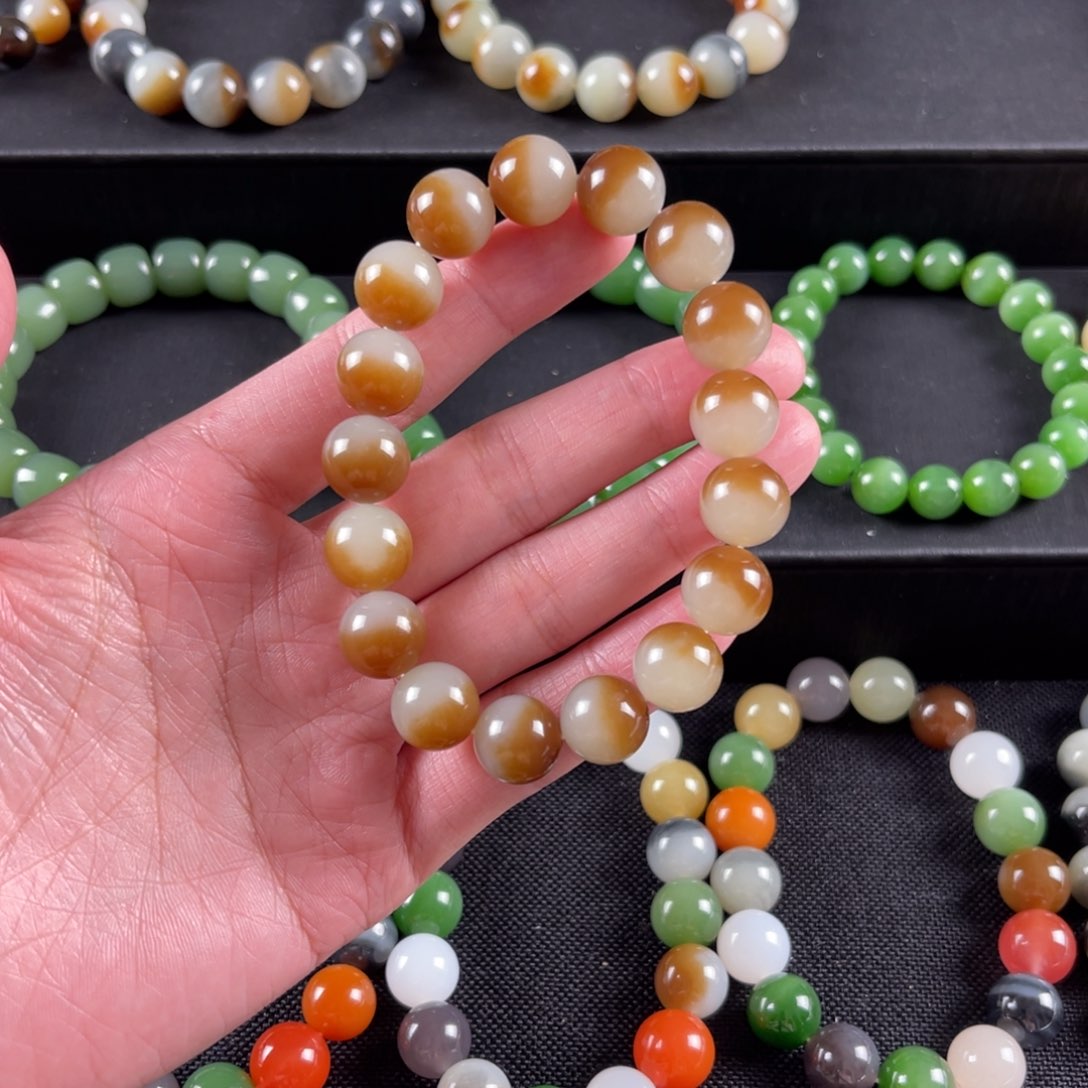 和田玉手串未镶嵌b****u卡12聚宝盆