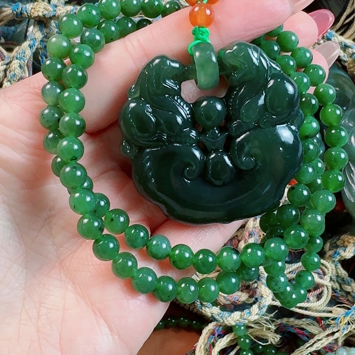 和田玉挂件未镶嵌