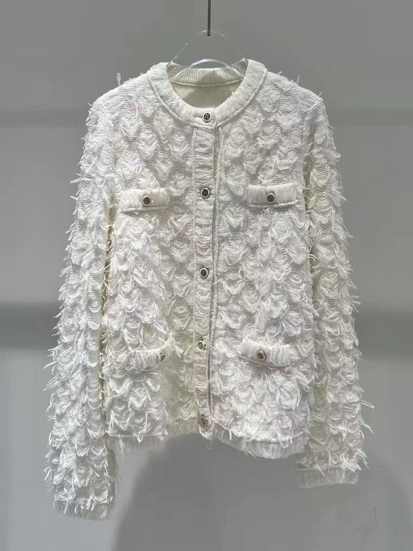 艾家小香风绵羊毛流苏短外套女冬季针织开衫30931877A