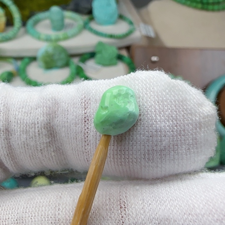 绿松石未镶嵌绿松石W