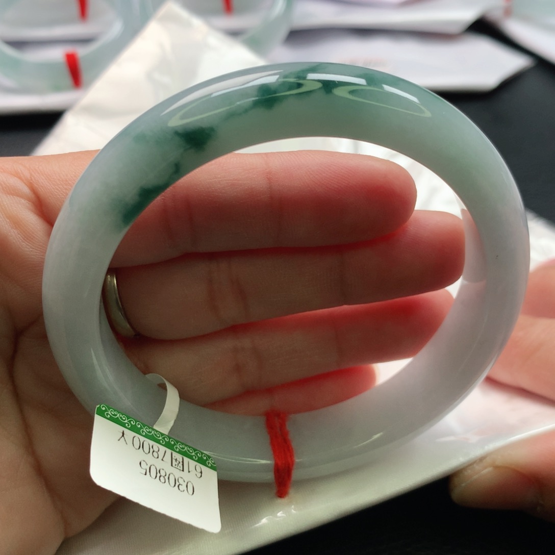 翡翠手镯未镶嵌缅甸61